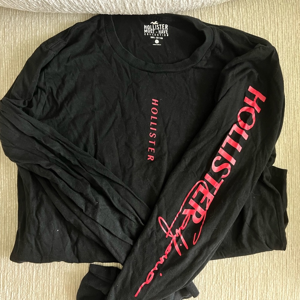 Hollister Must Have Collection Black Long Sleeve Tee Size Small